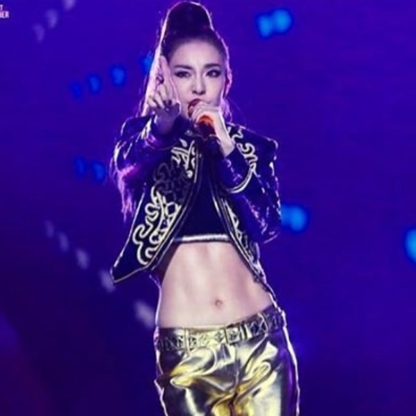 不是天生瘦！2NE1 Dara 「連續  11 年 40 公斤」維持法曝光：全都靠「泡夠久」？