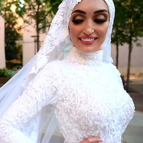 婚紗攝影師直擊「黎巴嫩大爆炸」，新娘幸福照片下一秒街道全毀！