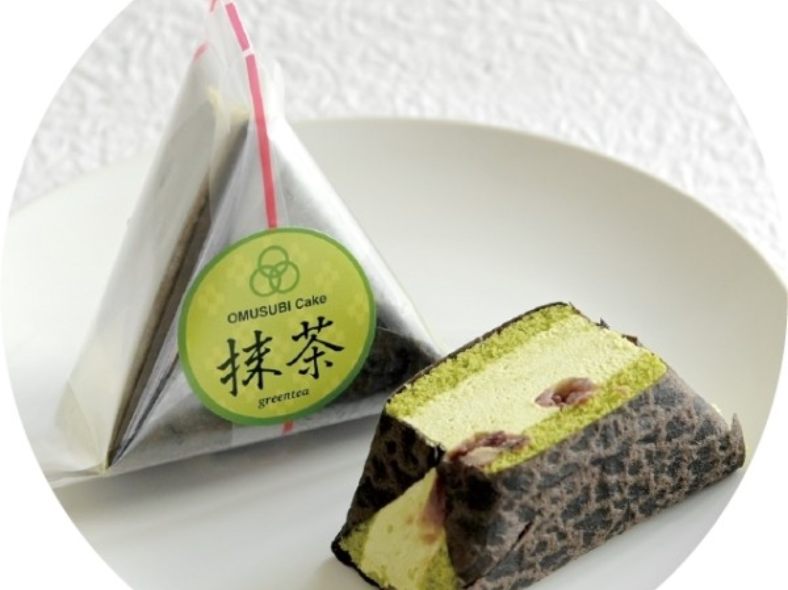 大熱賣破 40 萬顆！日本推出創新「御飯糰蛋糕」，一口咬下提拉米蘇美味又方便～
