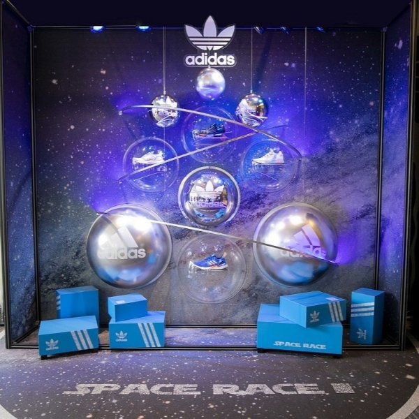 J個要打卡！聖誕節期間限定 adidas Space Race 太空快閃店，最潮打卡點還能抽聖誕禮？！