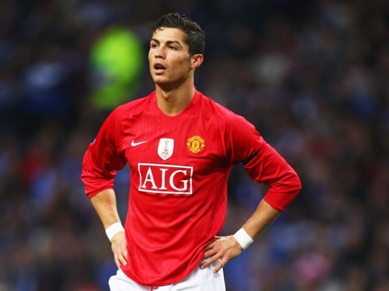 「C羅」Cristiano Ronaldo 重回英超！５億轉會費回鍋紅魔鬼曼聯！