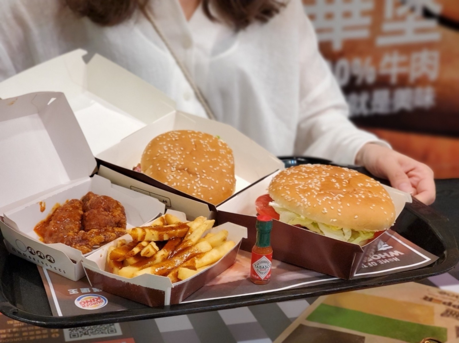 Burger King 漢堡王攜手 TABASCO 推出「辣味巧克力聖代」！5 款聯名新品火辣登場