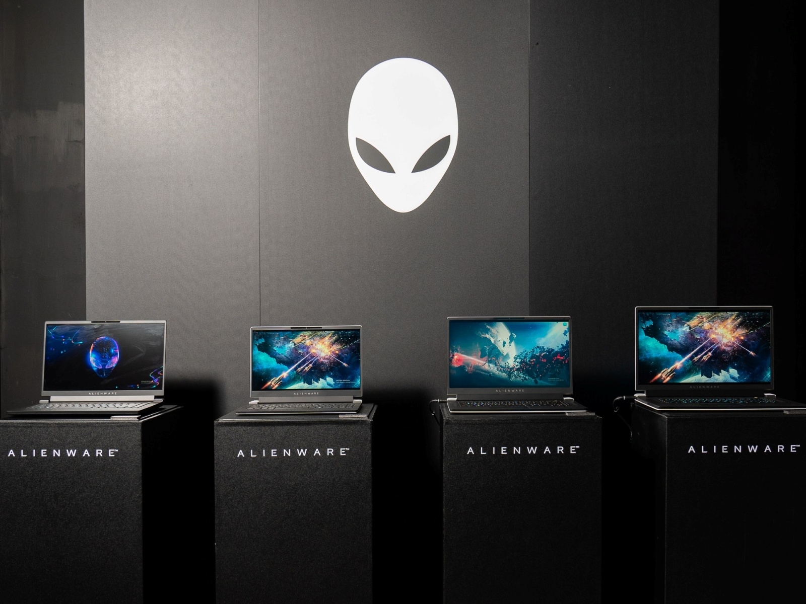 Alienware系列全面進化 極佳行動性、終極性能，持續創新突破電競體驗極限