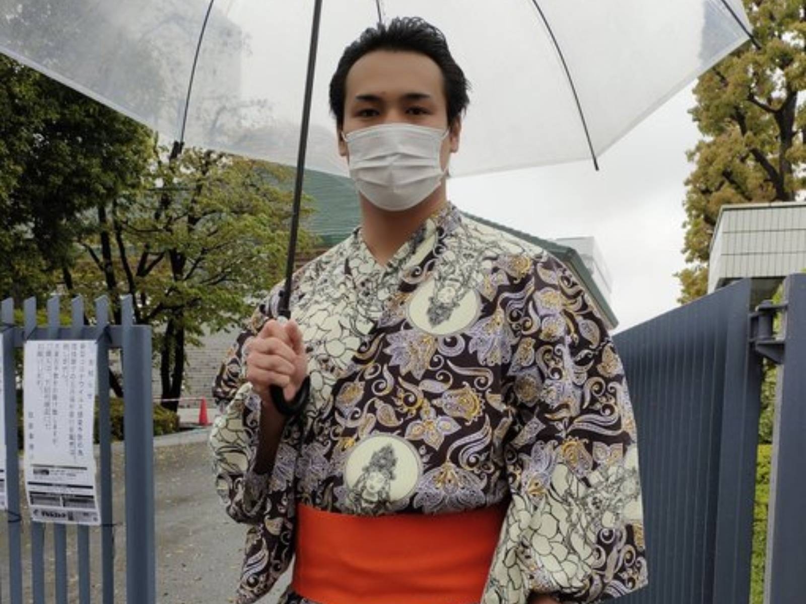 東京大學高材生須山穗嵩成相撲「力士」創日本首例，3 秒壓到性勝利出道、至今三連勝！