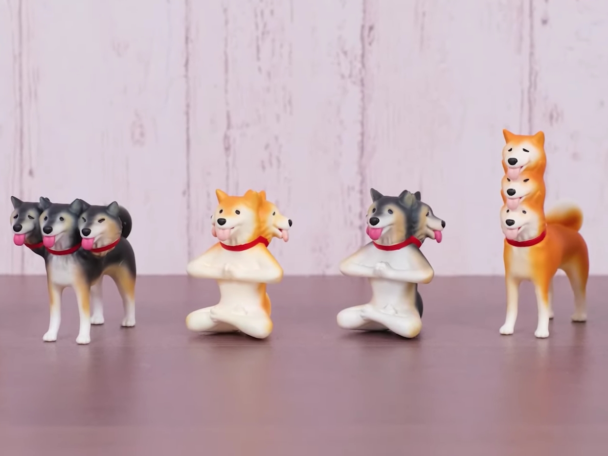 日本推出「三頭柴犬」扭蛋超爆笑，凶惡地獄犬瞬間變呆萌！