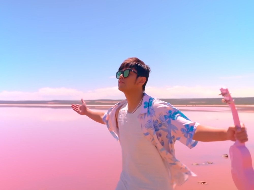 周杰倫 MV 的粉紅湖台灣也有！盤點 3 處「粉色海洋」秘境，怎麼拍都像夢境！