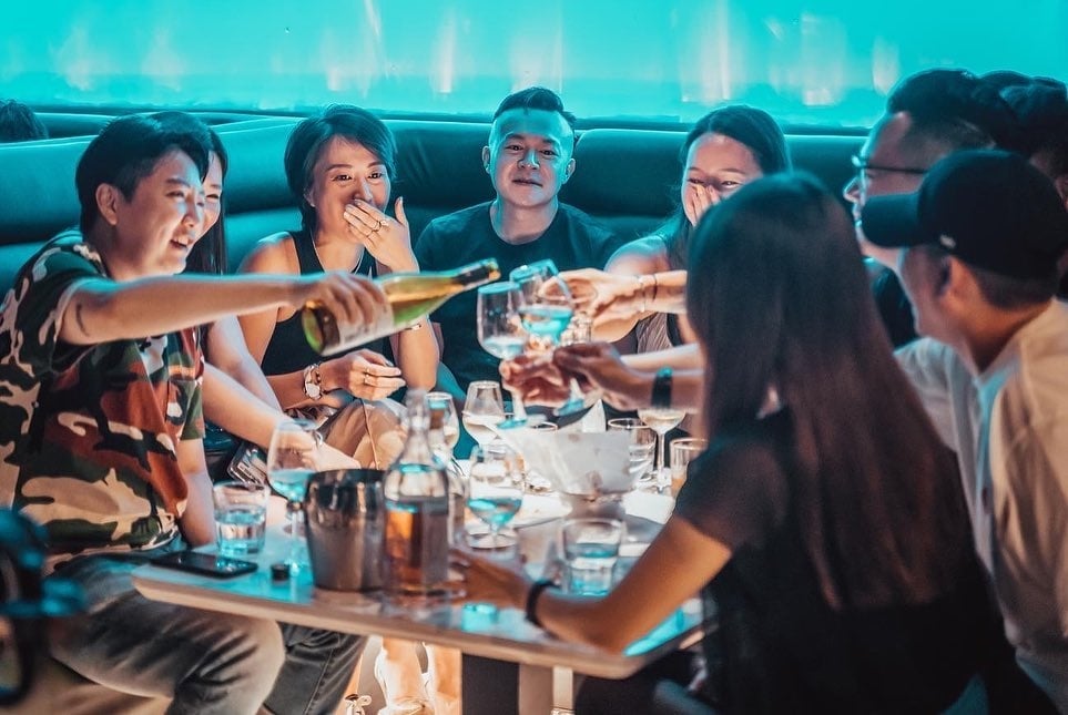 卡達世界盃／台北運動酒吧推薦，5 家看世足轉播必去的酒吧餐廳，一邊看球賽一邊喝！