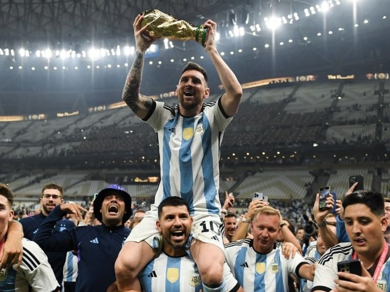卡達世界盃／梅西 Lionel Messi 阿根廷冠軍賽球衣瘋狂上漲，一件被炒賣至 400 美元！