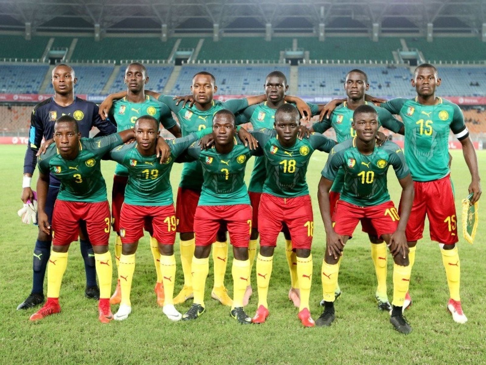 喀麥隆 U17 足球國家隊被抓去檢測，高達 7 成以上球員「謊報年齡」遭除名！