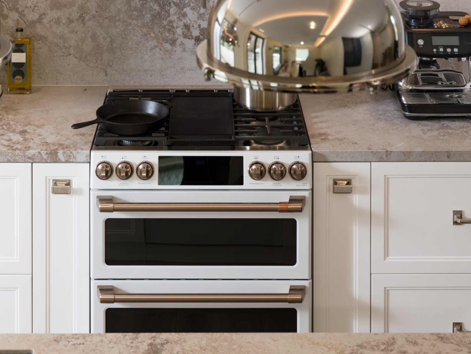 在家就能享受星級饗宴!得利購 HOME 「Café™30 吋六口雙層美式爐連烤」打造夢想廚房!