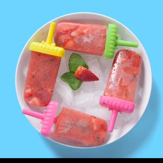 【消暑特輯】夏日想吃冰品自己動手做，熱量還超低不怕胖！