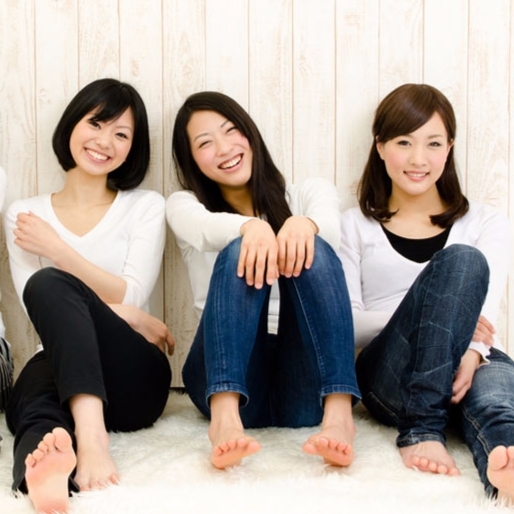 日本國內調查指出　多達 ____ % 的女性曾不穿內衣出過門！