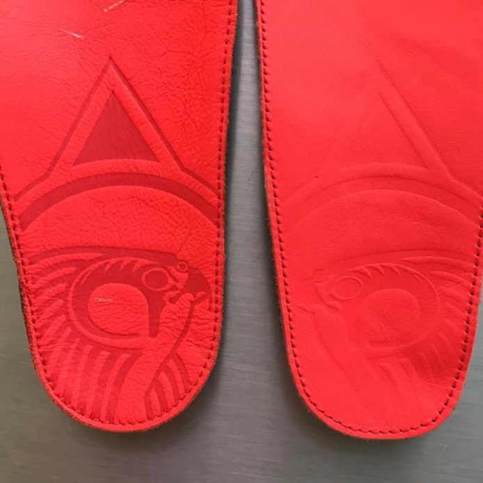 椰子之王無誤，Nike Air Yeezy 2 「紅鷹」真假教學。