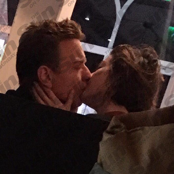 帥哥演員伊旺·麥奎格被爆外遇　與同劇組《冰血暴》妮姬餐廳熱吻！