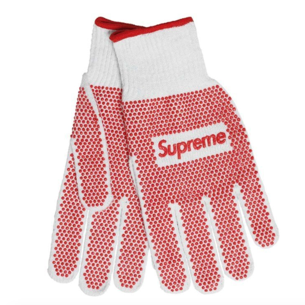 潮流中二病發作！你真的需要印有 Supreme 字樣的工業手套和運動袖套嗎？