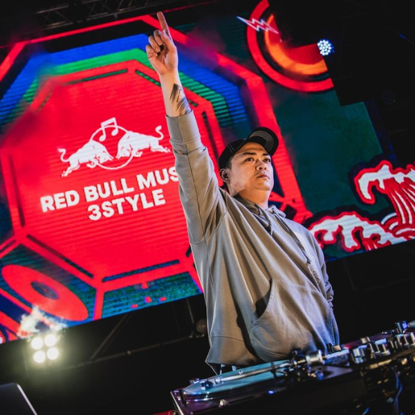 Red Bull DJ 賽事亮點多！頑童歌曲、民謠登國際舞台　台灣選手 Afro 叩關冠軍頭銜！