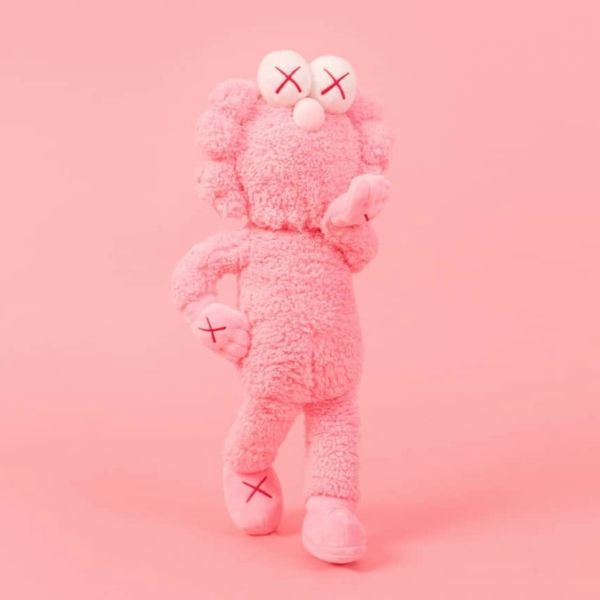 【Ｊ個稀好貨】KAWS 粉色毛絨版本 BFF 限量發售！超療癒讓人忍不住想剁手啊！