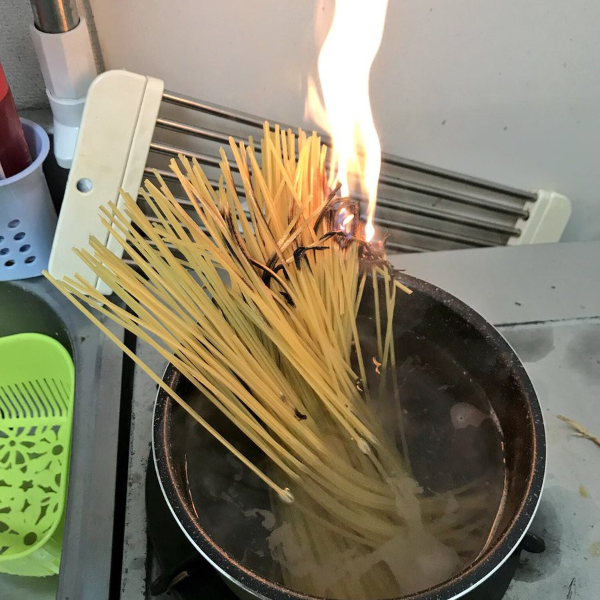 超乎想像的爆笑！日本網友比拚「黑暗料理大賽」　你的差勁廚藝也不會輸嗎？
