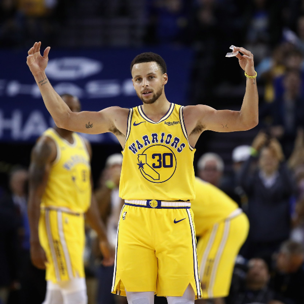 NBA 速報 ／ 被「籃球之神」給否定？喬丹評論 Curry 的實力：他是很強，但仍無法進入名人堂！