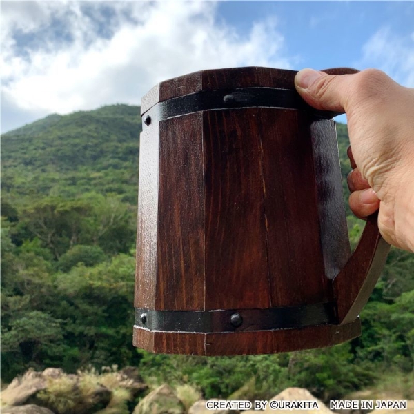 兄弟拚酒必備！日本打造真實尺寸「魔物獵人木桶杯」，2.8 公升超大容量你可以喝幾杯？