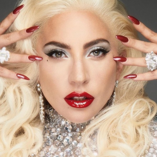 精品史的炮仔聲！轟動一時「Gucci 豪門血案」即將拍成電影，Lady Gaga 將飾演為錢殺夫的「蛇蠍女」！