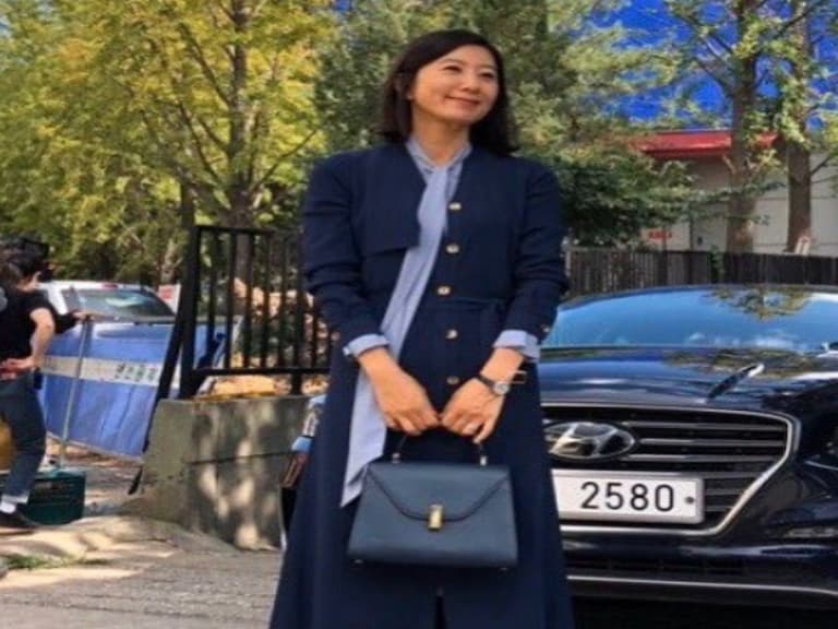 換包速度比換男人還要快!《夫婦的世界》池善雨「名牌包收藏」又更新!通通幫你神出來~