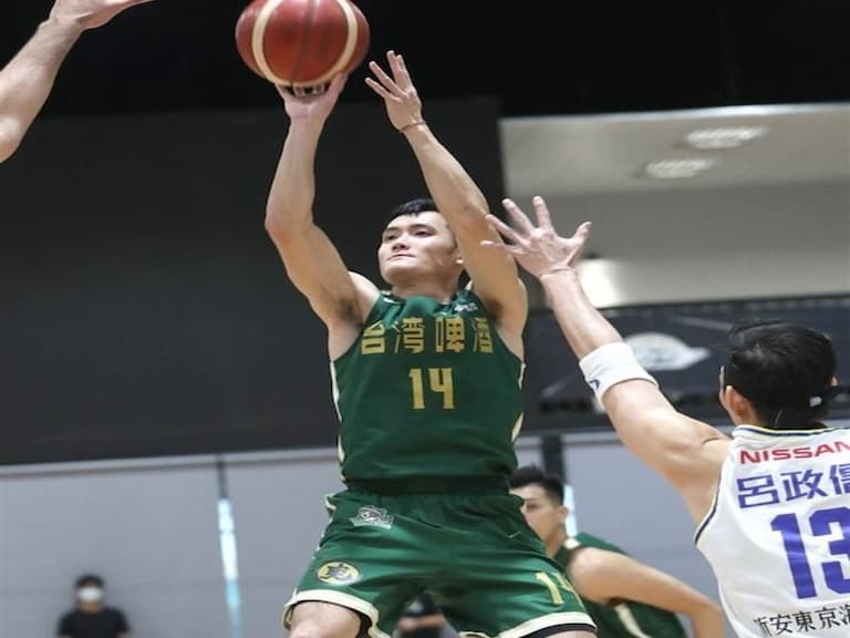 快訊／大勝 39 分！台啤擊潰裕隆拿下第 17 季 SBL 總冠軍，蔣淯安榮獲 FMVP！