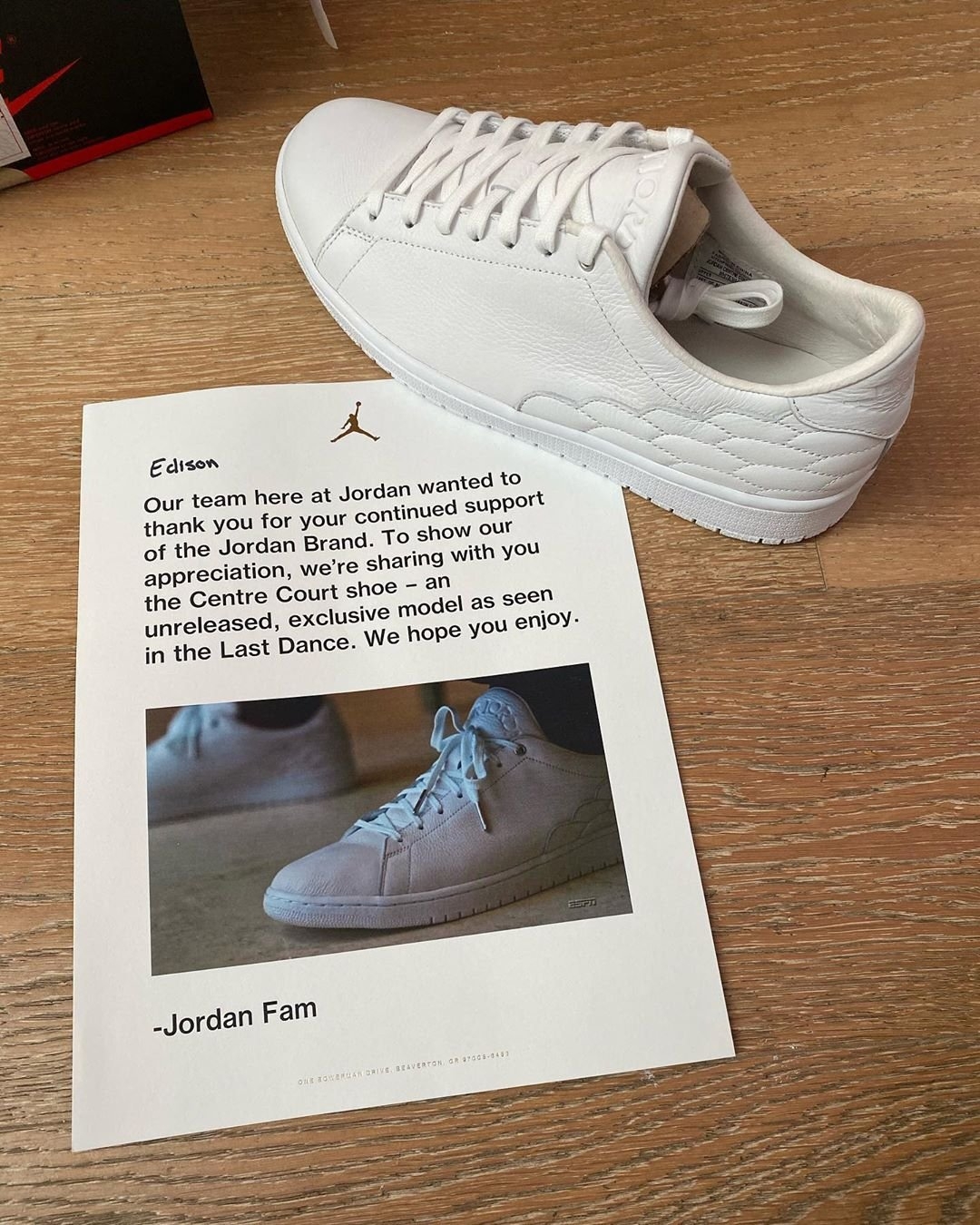 為何這雙 Air Jordan「小白鞋」可以登上陳冠希 IG 版面？資深鞋迷解析：後台不夠硬拿不到⋯