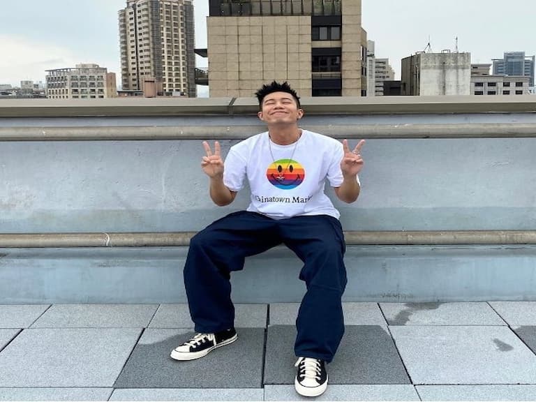 熱到怒值滿點?跟余文樂、周湯豪學這 3 種穿搭配色公式,立刻降低「視覺體感溫度」!