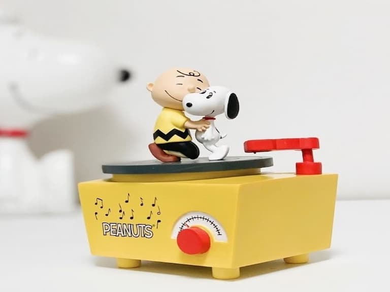 史努比控要瘋了！韓國 LOTTERIA 推出超療癒的史努比音樂盒，一上市立刻引發妹子們瘋搶！