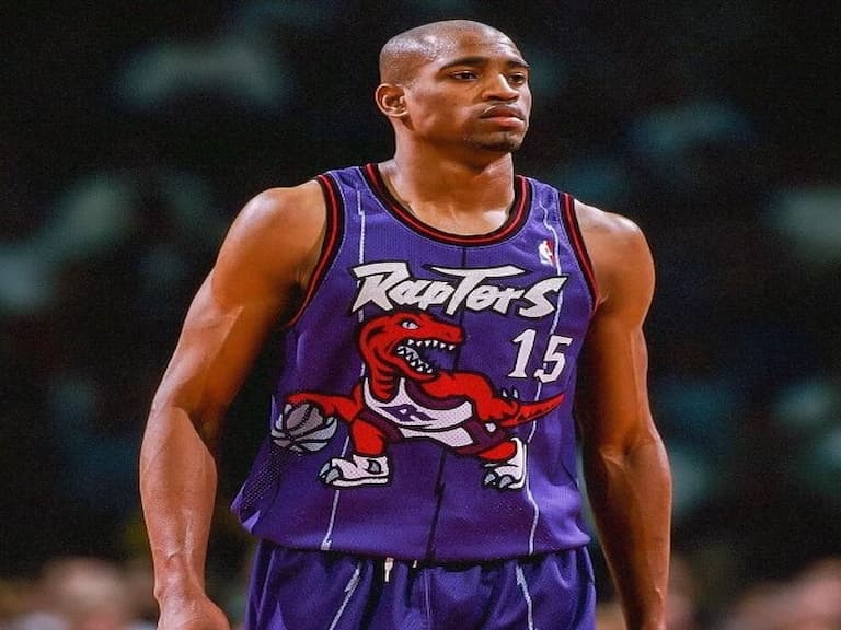 暴龍 Vince Carter 新秀賽季場均 18 分、6 年 4 奪全明星票王！