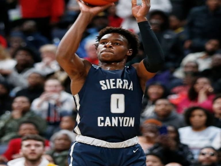 詹皇大兒子 Bronny James 全美排名出爐，球迷：這樣真的能打進 NBA 嗎？