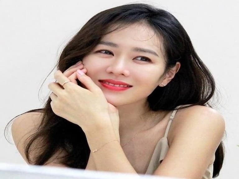 孫藝珍獲百大最美女性!用這 3 大「造型關鍵字」完勝年輕妹仔~