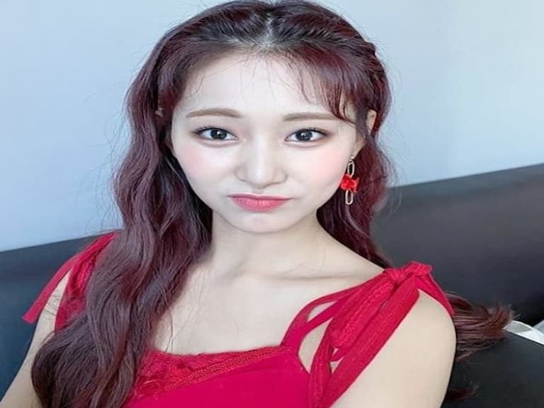 TWICE 周子瑜青春期自曝長年不長痘全靠「不吃這個東西」！