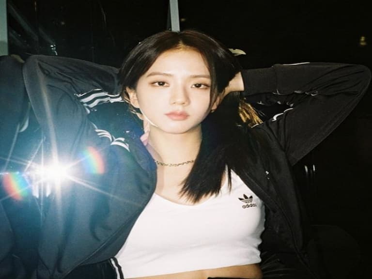 Jisoo 不僅是 BLACKPINK「門面擔當」～球鞋收藏也是團體最狂！