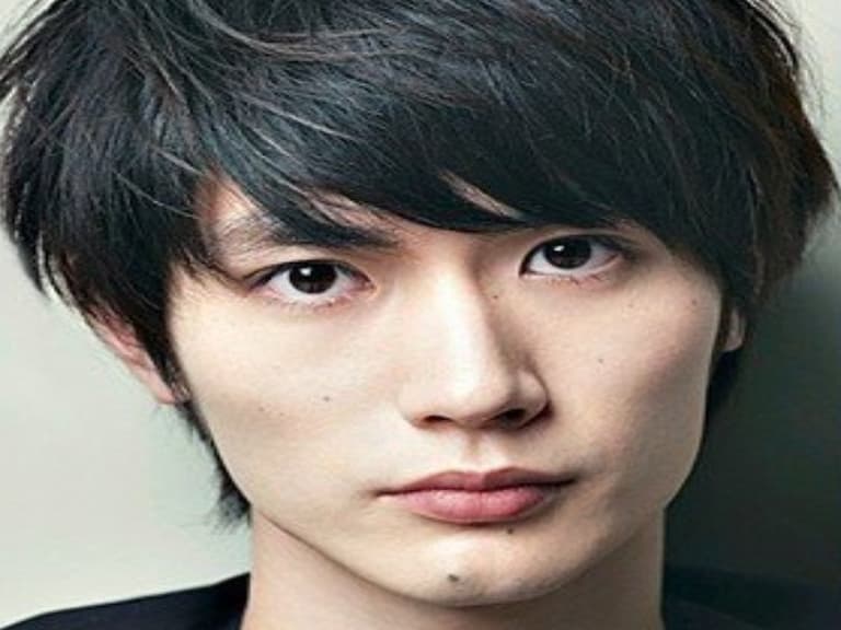 三浦春馬驚傳上吊自殺亡，在東京自宅被發現遺體...