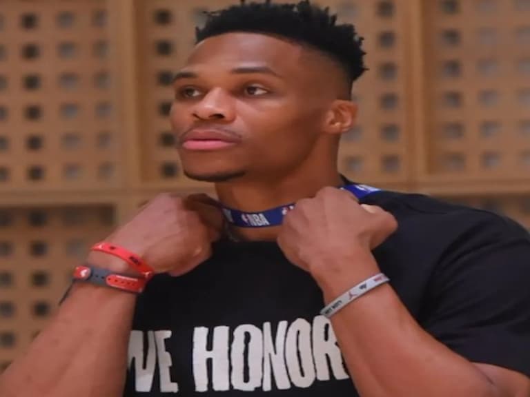 Russell Westbrook 談肺炎對身體的影響：感謝老天我只有鼻塞而已