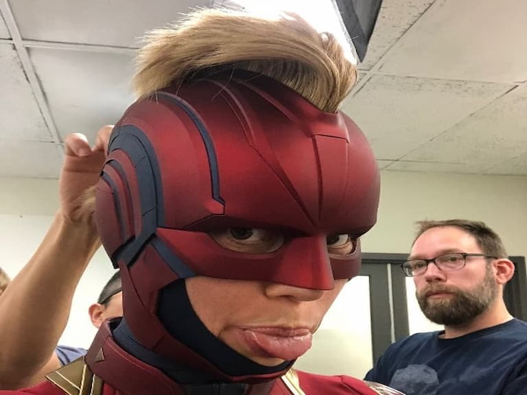 布麗拉森慶祝擔任 MCU 驚奇隊長 4 周年,獨家曝光「酷炫短髮」幕後照!