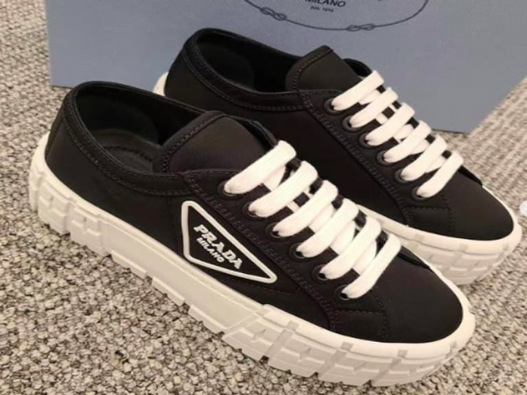 Prada 的「美腿神器」無痛增高 5 cm! 推出各種身材都能神駕馭!