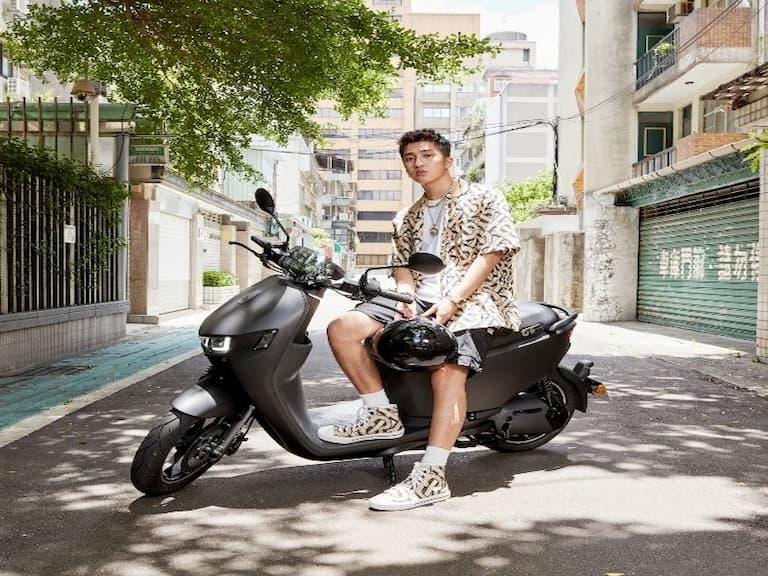 狼人殺偶像婁峻碩全新單曲《Ride Wit Me》，還沒聽過就太過時了！