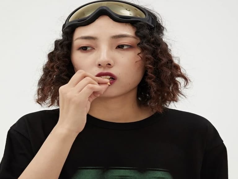 新銳潮牌 WASSUP 不用一張「藍色小朋友」就能讓妳帥過「Logo 魔人」！