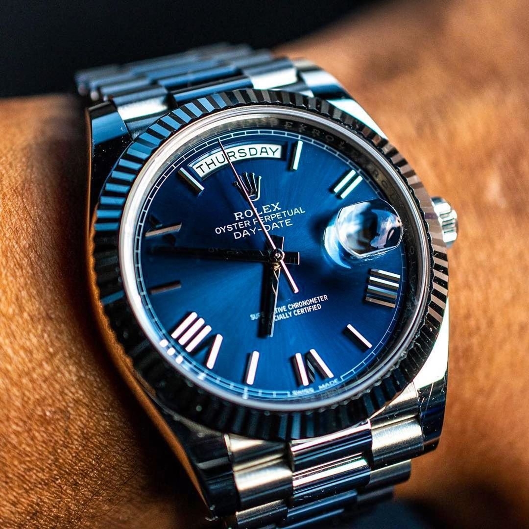 5 大「藍系錶款」自帶涼感的魅力推薦給你，降溫又涼快再也不怕熱到爆氣！