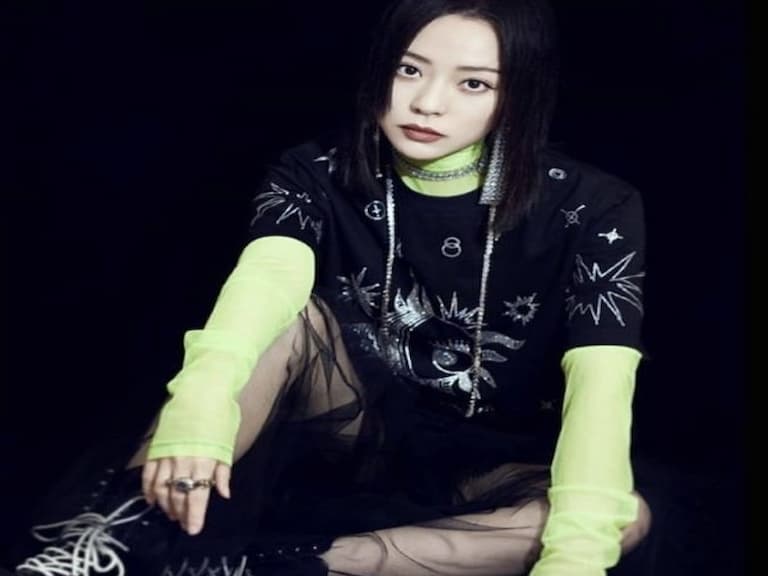 《中國新說唱》新導師張靚穎不只會 Rap 還超懂穿，「簡單 3 招」穿出霸氣女王範兒！