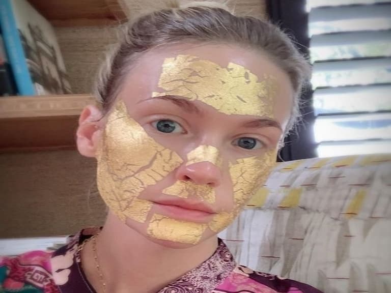 我也想被示愛！愛慕 Kawhi 好萊塢女星 January Jones 真實年齡驚呆網友～凍齡技巧靠「泡澡」！