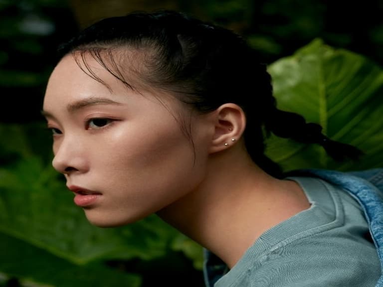 悶熱天氣帽子還不先放下？夏天就讓髮型撐全場，造型品挑對很重要！