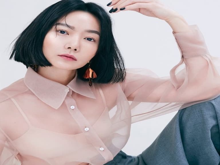 誰說女星只能裝嫩？《秘密森林 2》裴斗娜傳授 3 招活出「熟女自信」，沒高級臉也輕鬆達陣！