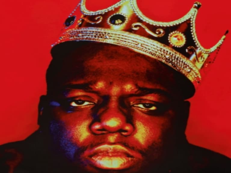 東西岸饒舌大王你挺誰？蘇富比將拍賣 Biggie 親戴皇冠、2Pac 親筆情書，估價直逼 900 萬！