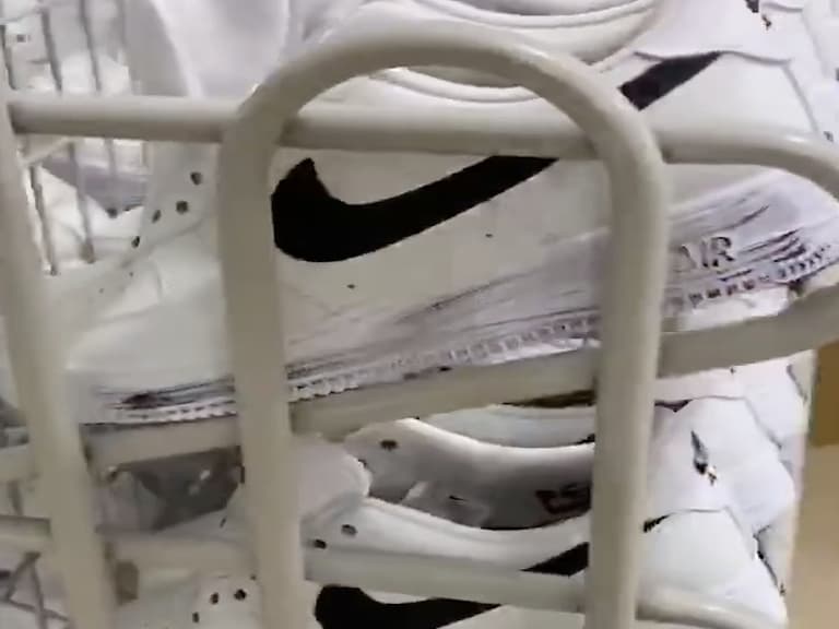 官方還沒發！莆田假貨商已經準備好了！上百雙 GD x Nike AF-1「二代小花」蓄勢待發！網友：太扯了⋯