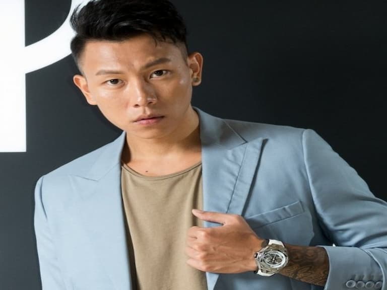 瘦子 E.SO 親身示範！HUBLOT 攜手刺青師推出超帥「刺青錶款」，黑魂白魂一次滿足你～