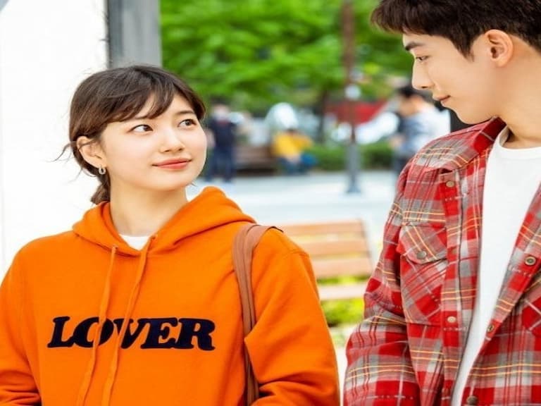 《我的女神室友斗娜》秀智挑鞋也很有一套?!原來美腿都靠它們!